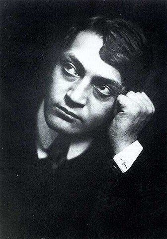 Ady Endre 1908-ban (fot: Szkely Aladr)